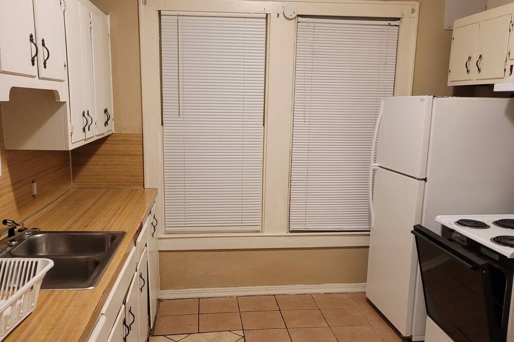 Photo of Kitchen in Highland Historic District