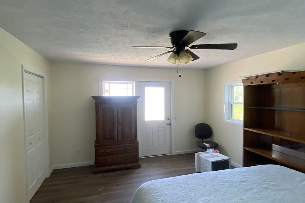 Photo of Bedroom in Wolcott