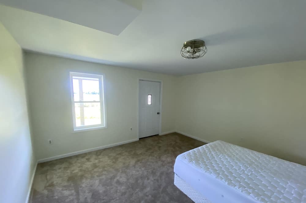 Photo of Bedroom in Wolcott
