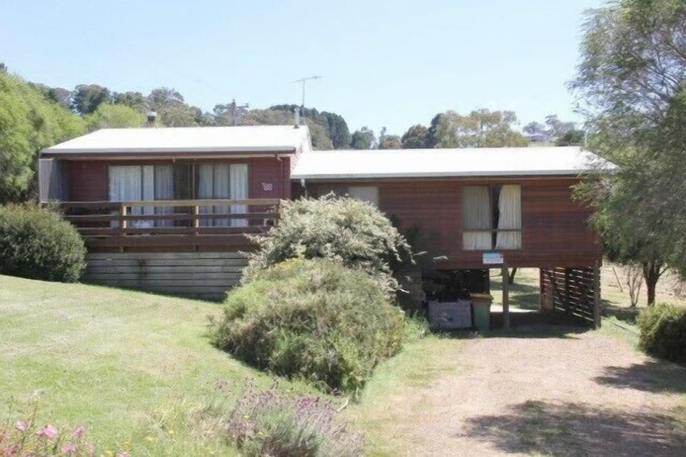 Photo of Others in Goughs Bay