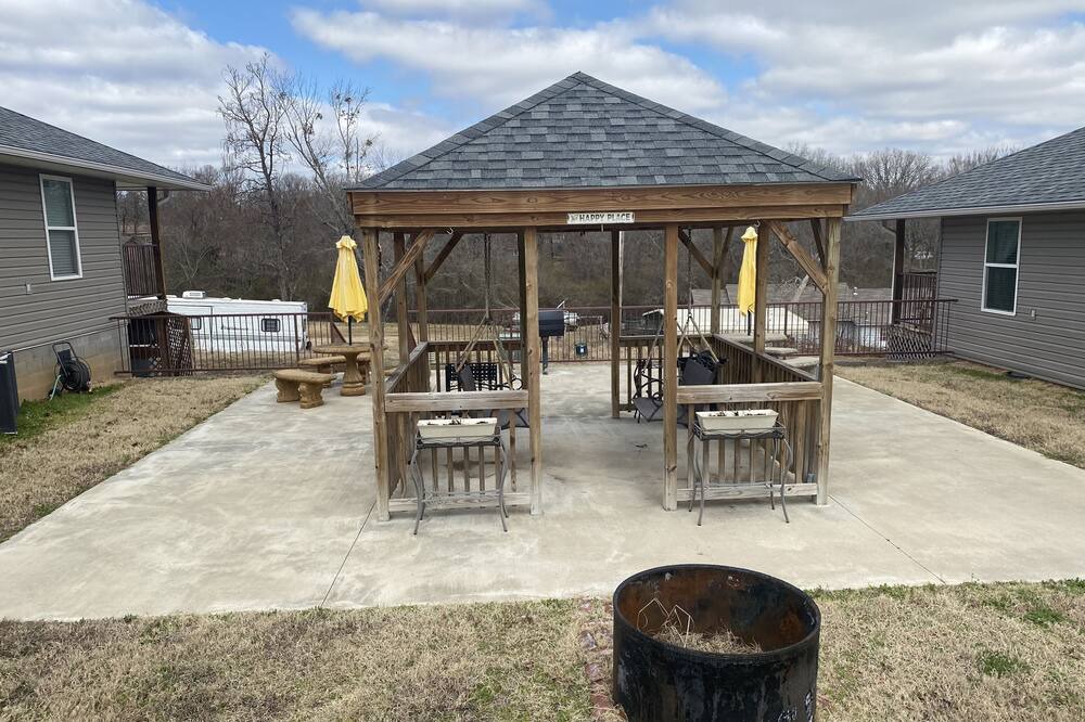 Photo of Outdoor in Poteau