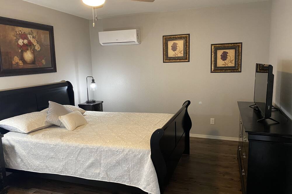 Photo of Bedroom in Poteau