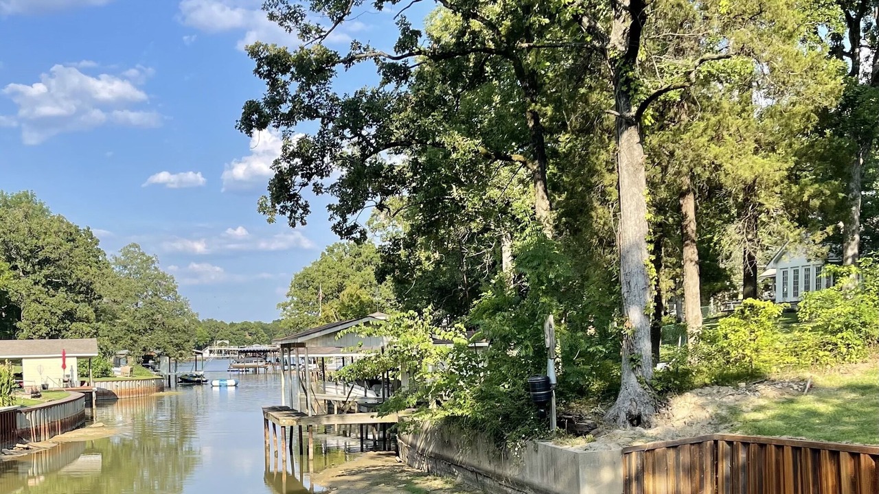 Photo of Outdoor in Carolyn Estates
