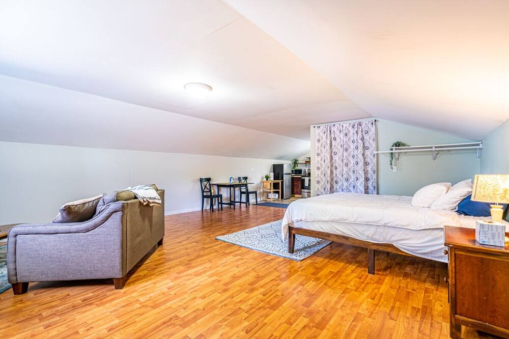Photo of Bedroom in Decatur