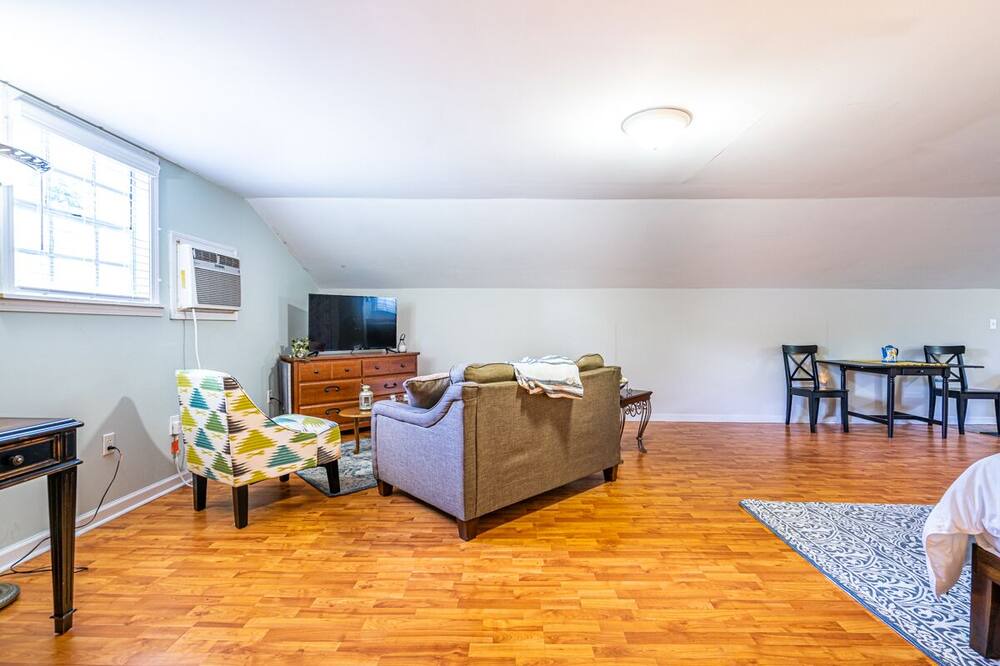 Photo of Bedroom in Decatur