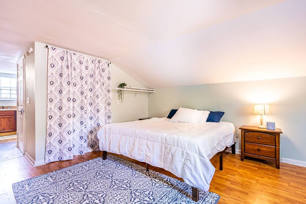 Photo of Bedroom in Decatur