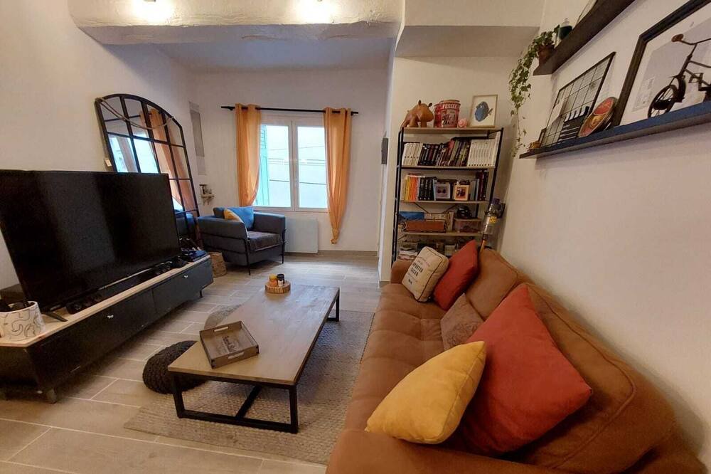 Photo of Livingroom in Bedarrides