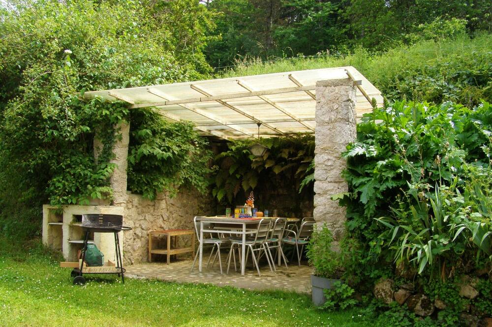 Photo of Outdoor in Camarade