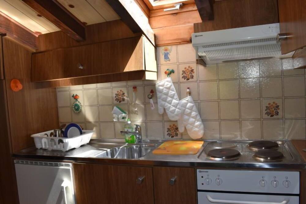 Photo of Kitchen in Mugena