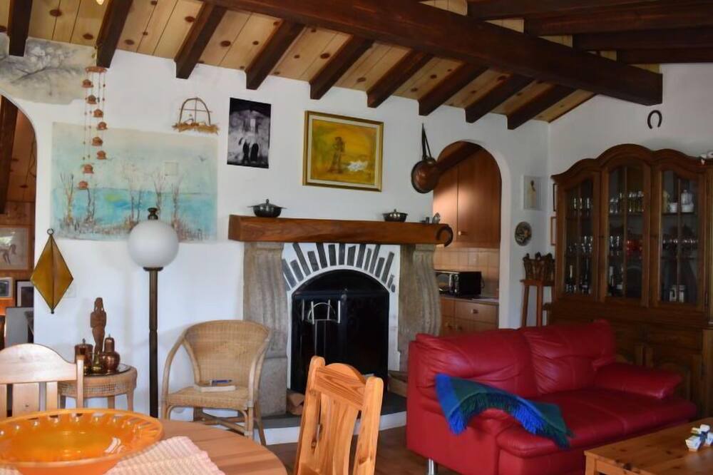 Photo of Livingroom in Mugena