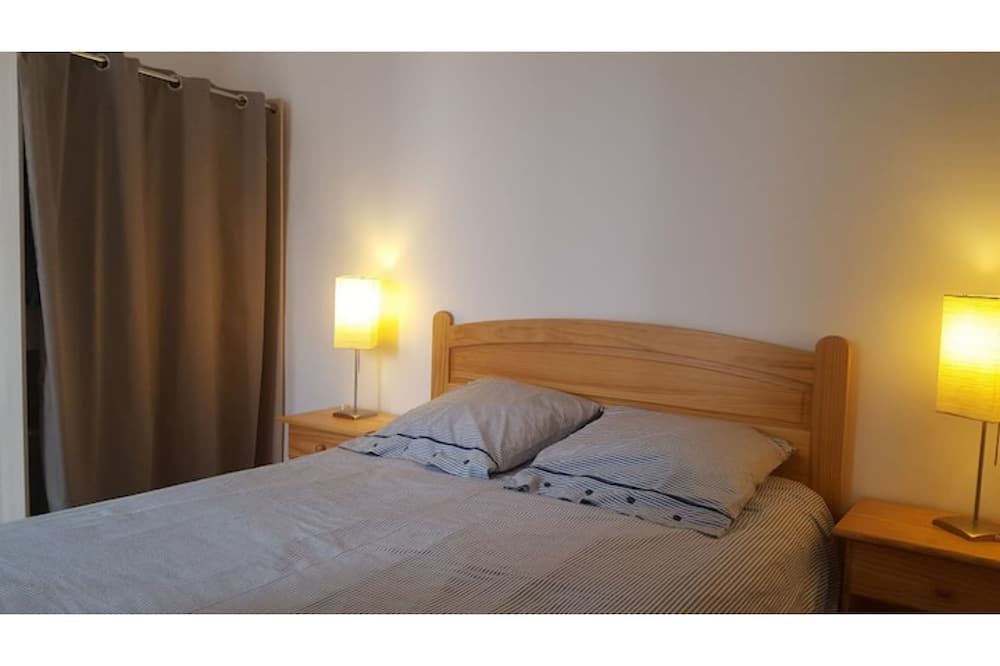 Photo of Bedroom in Saint-Thibery