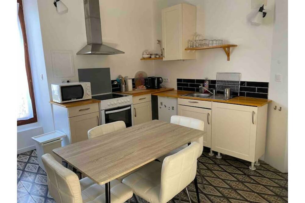 Photo of Kitchen in Saint-Thibery