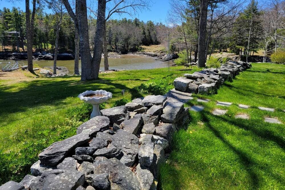 Photo of Outdoor in Isle of Springs