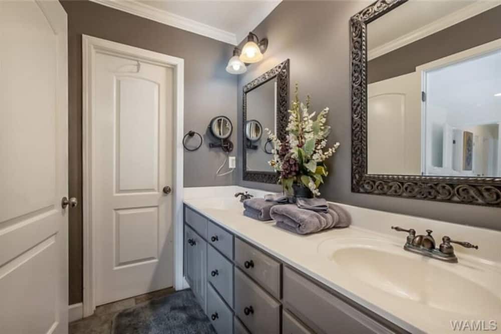 Photo of Bathroom in Northport