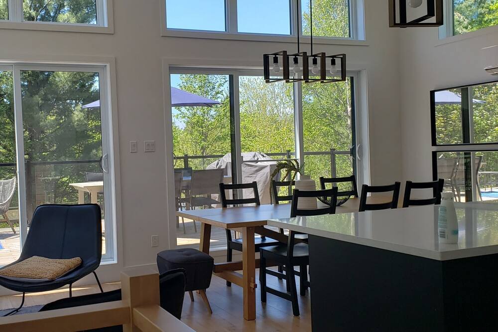 Photo of Livingroom in Saint-Alphonse-Rodriguez