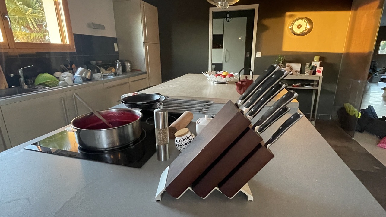 Photo of Kitchen in Montfort-sur-Meu