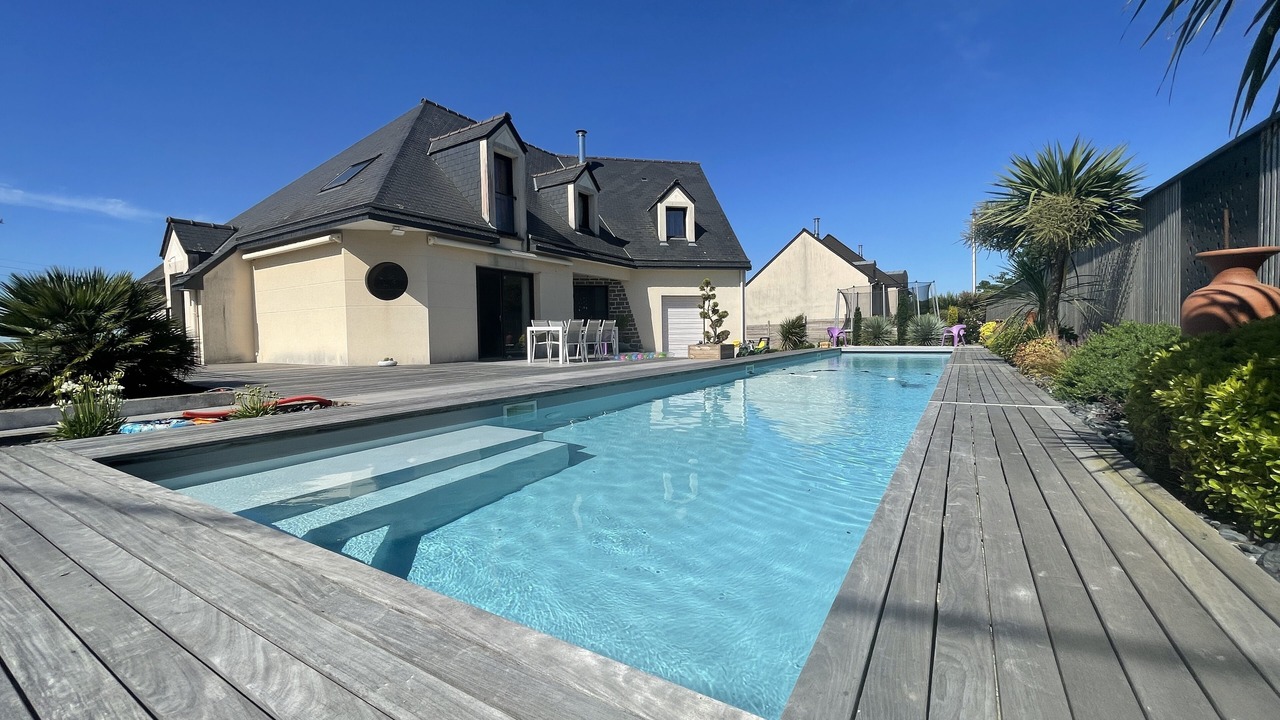 Photo of Outdoor in Montfort-sur-Meu