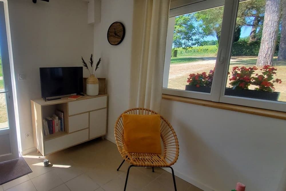 Photo of Others in Cuq