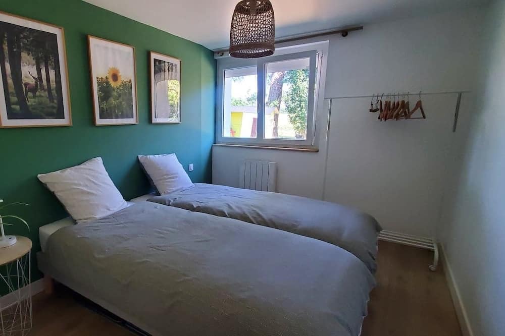 Photo of Bedroom in Cuq