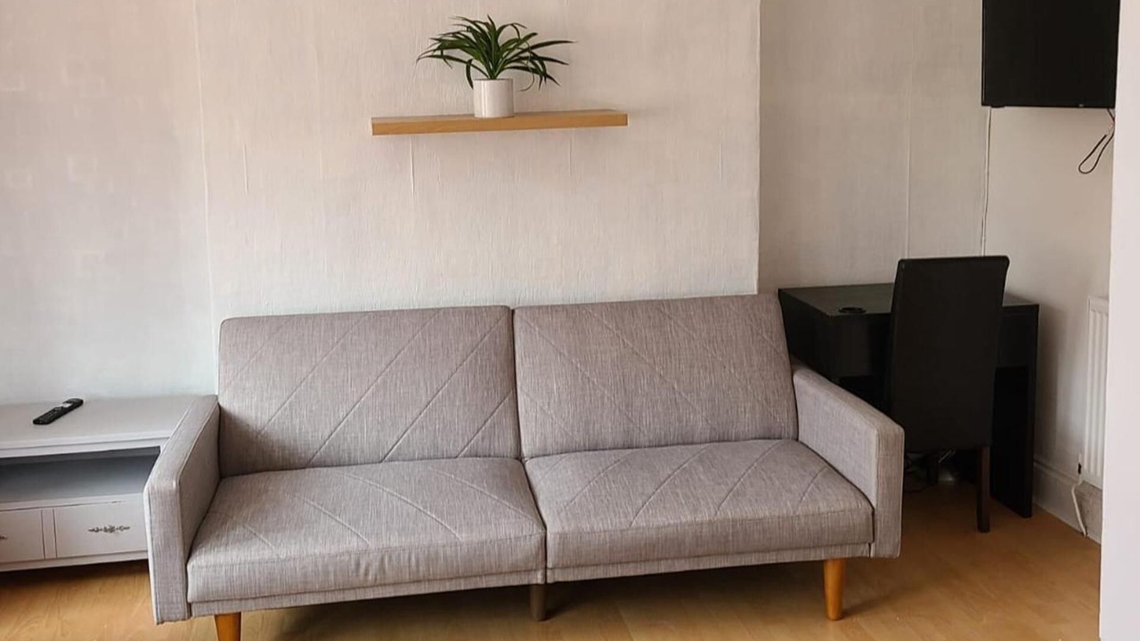 Photo of Livingroom in Newport