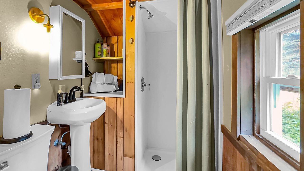 Photo of Bathroom in Ellicottville
