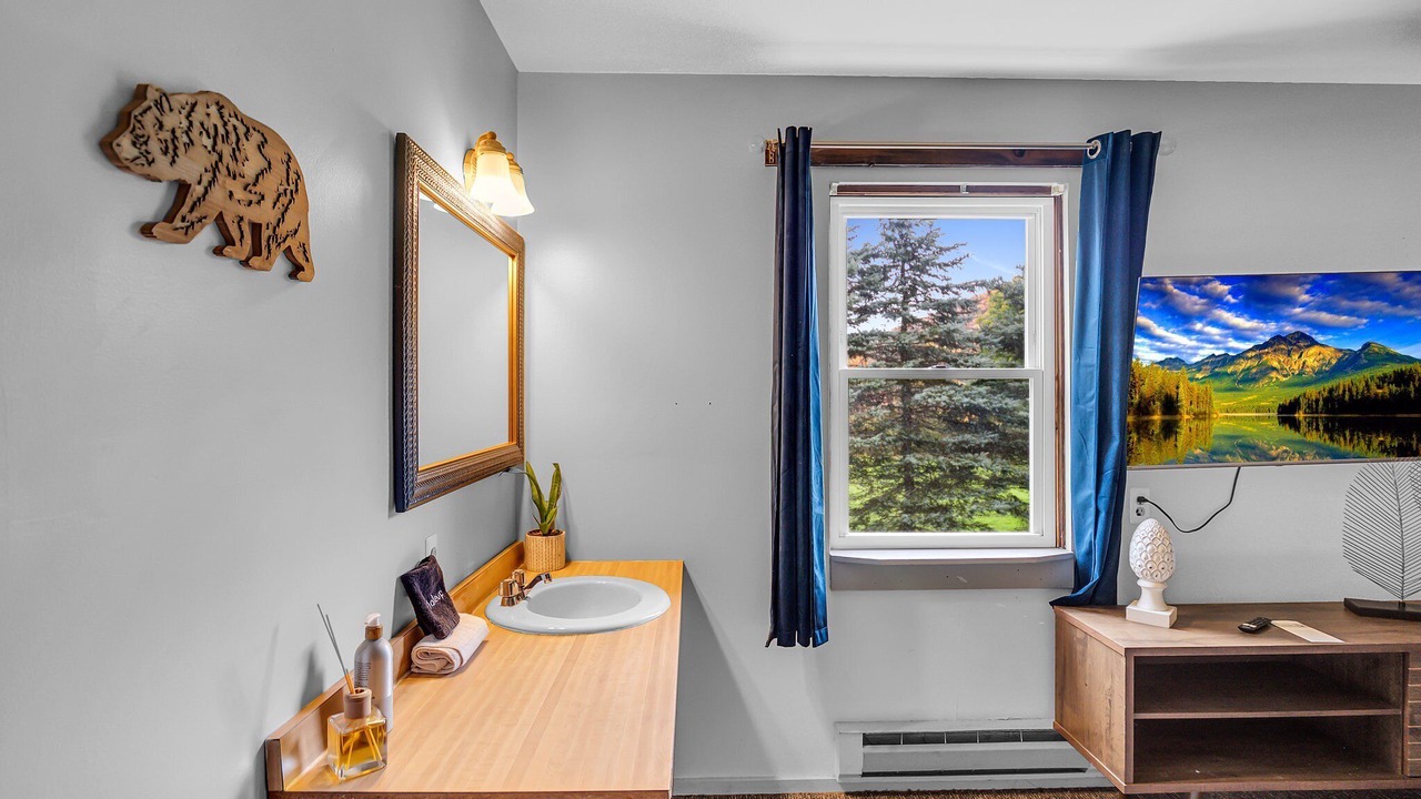 Photo of Bedroom in Ellicottville