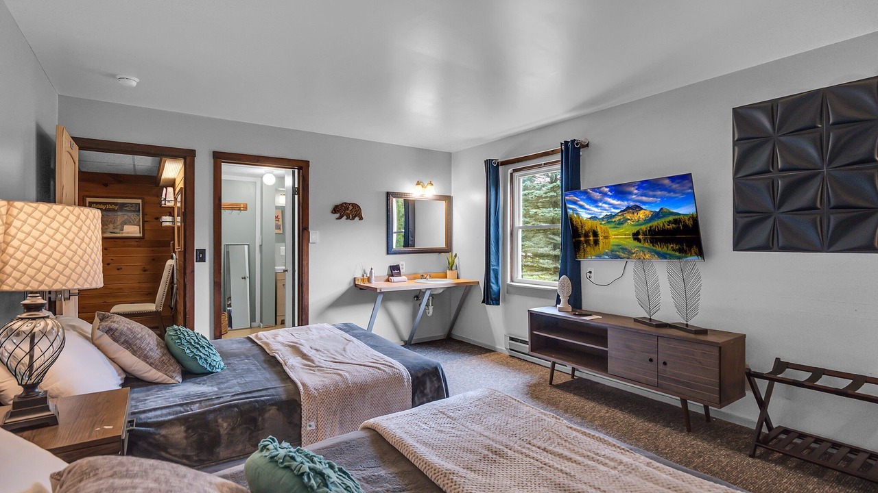 Photo of Bedroom in Ellicottville