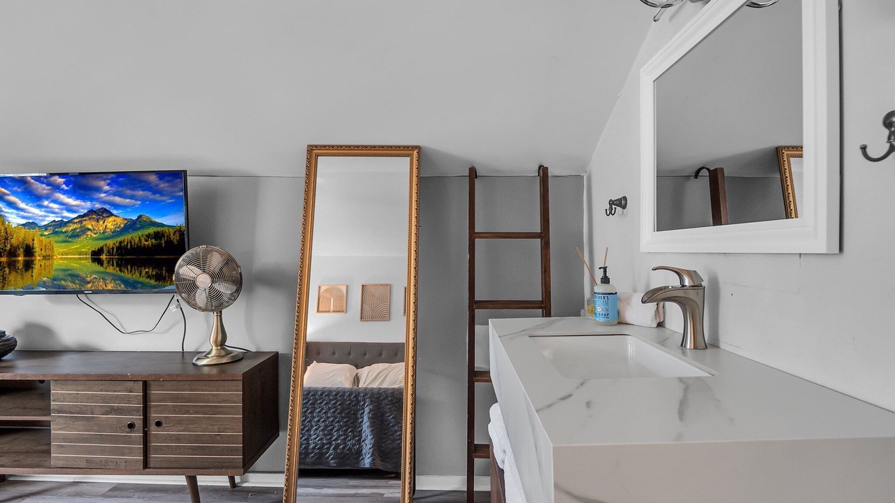Photo of Bedroom in Ellicottville