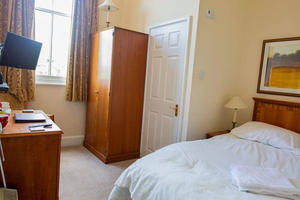 Photo of Bedroom in Harvington