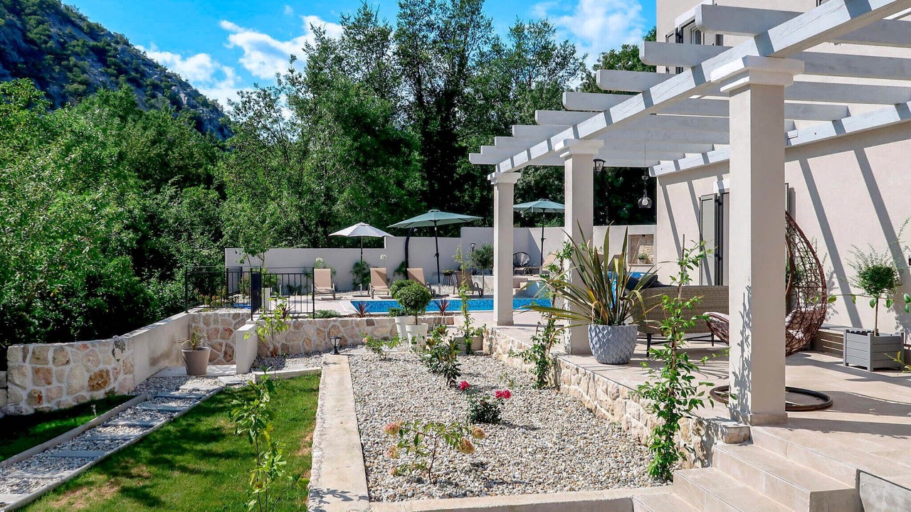 Photo of Outdoor in Drivenik