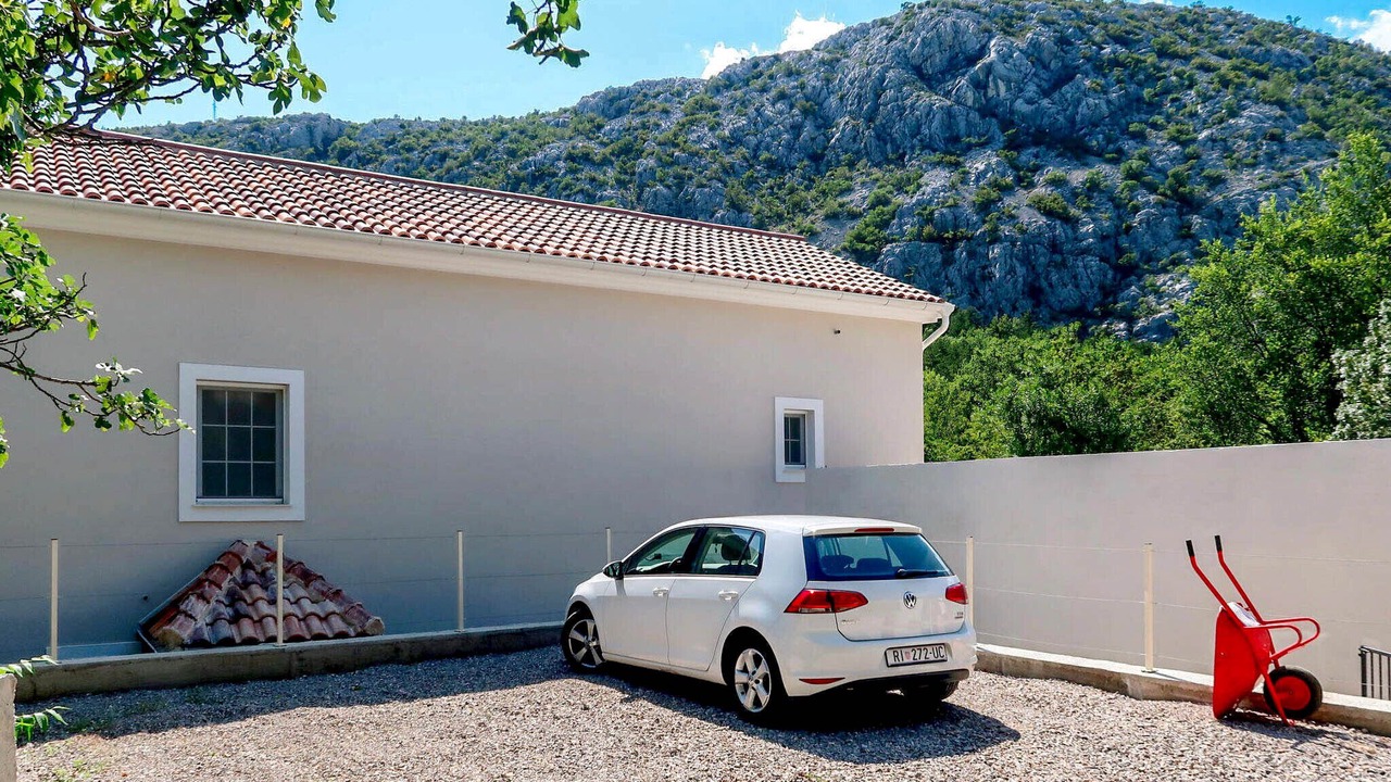 Photo of Outdoor in Drivenik