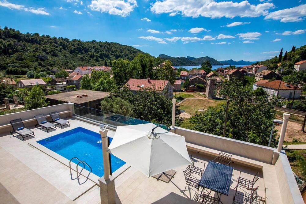 Photo of Patio Balcony in Sipan Island