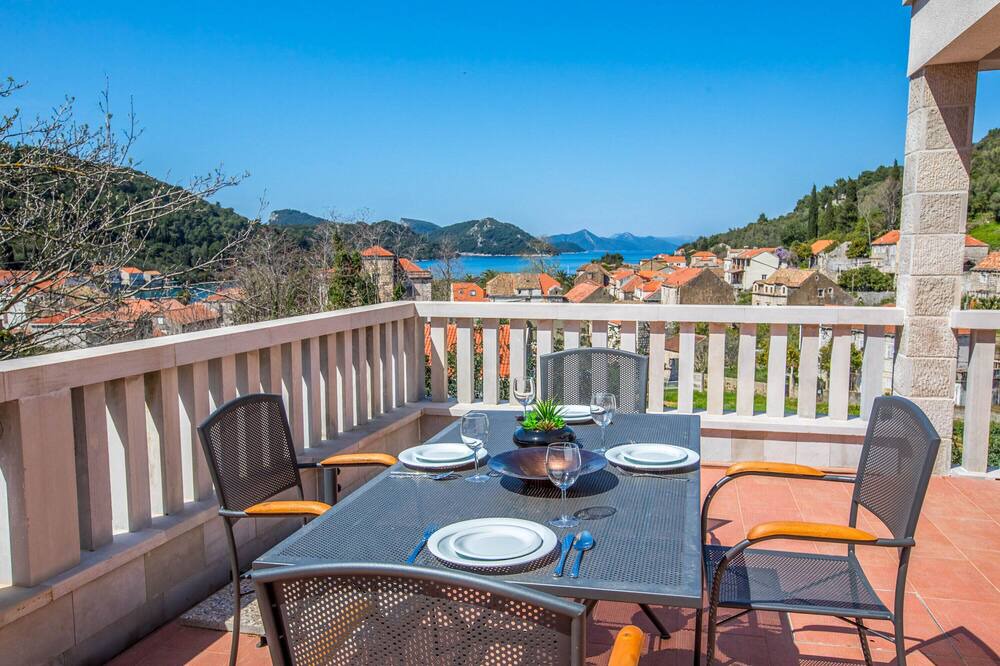 Photo of Patio Balcony in Sipan Island