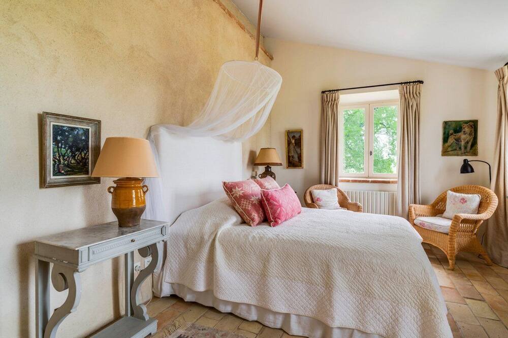 Photo of Bedroom in Montdurausse