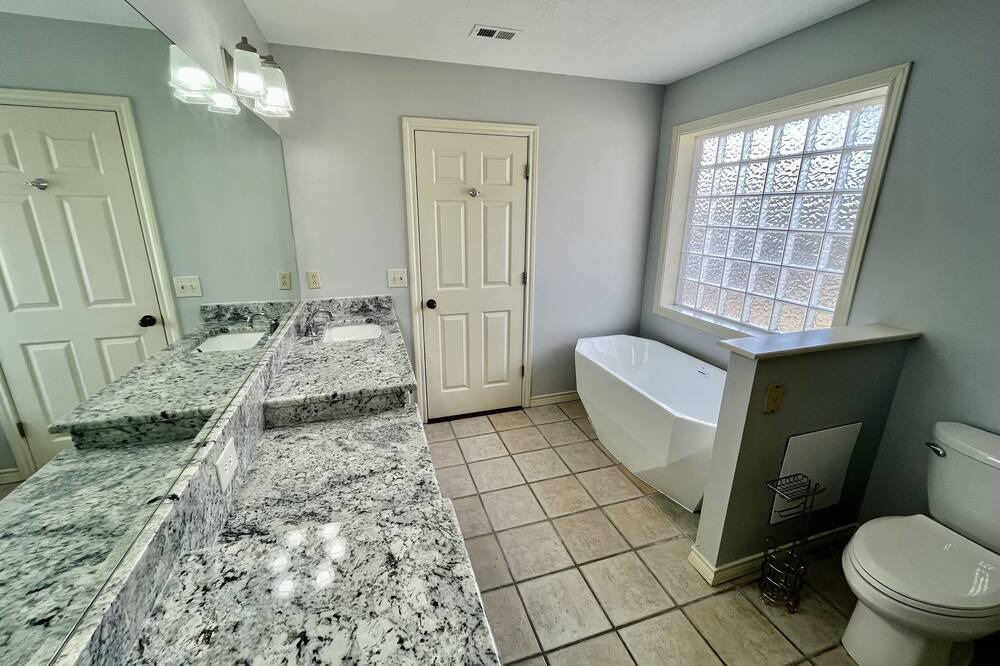 Photo of Bedroom in Bryan