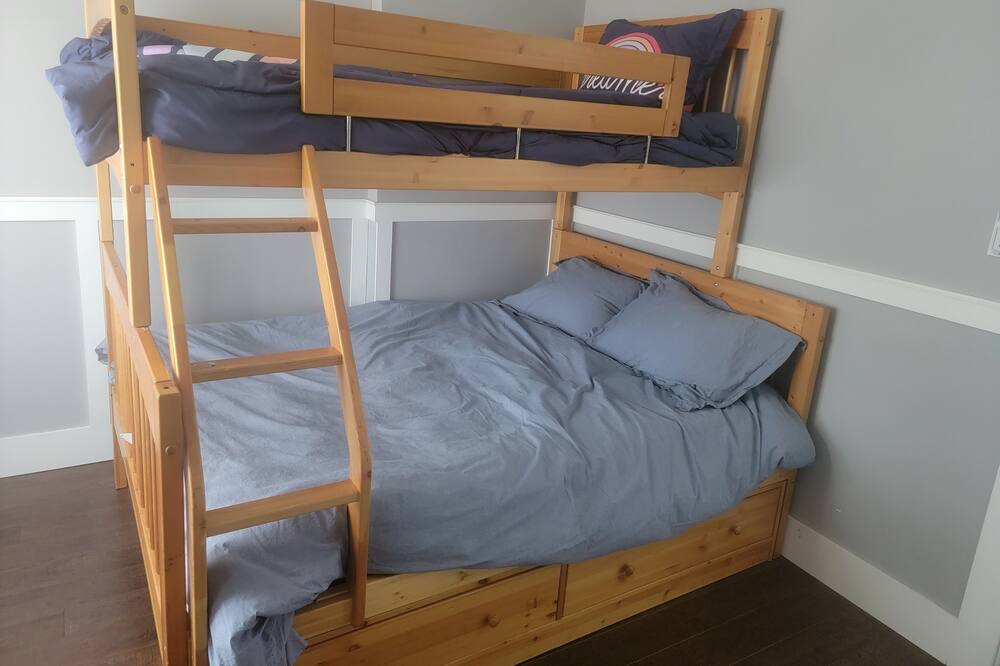 Photo of Bedroom in Forest