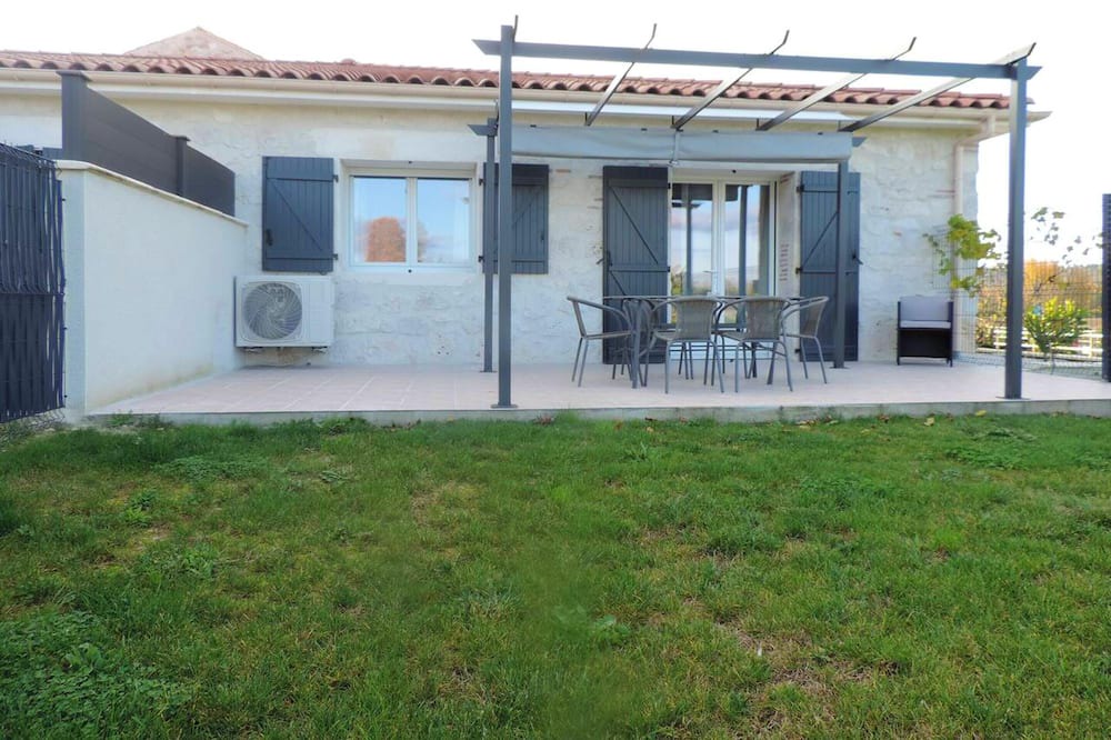 Photo of Outdoor in Saint-Pierre-de-Clairac