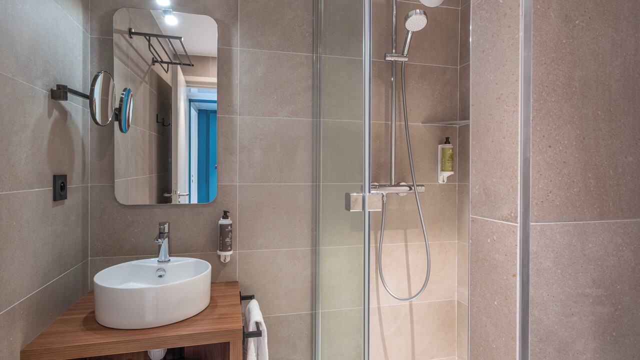 Photo of Bathroom in Morgat