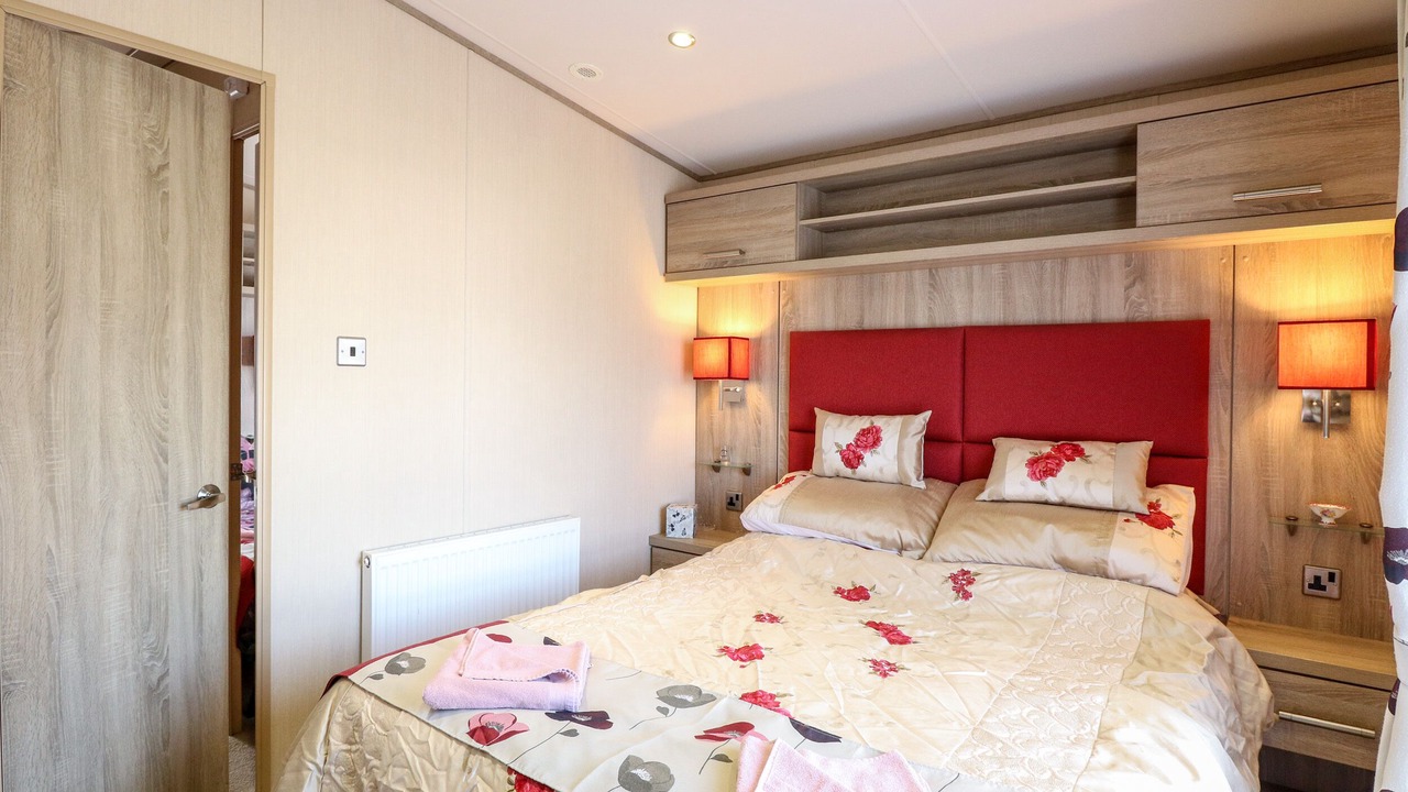 Photo of Others in Hopton