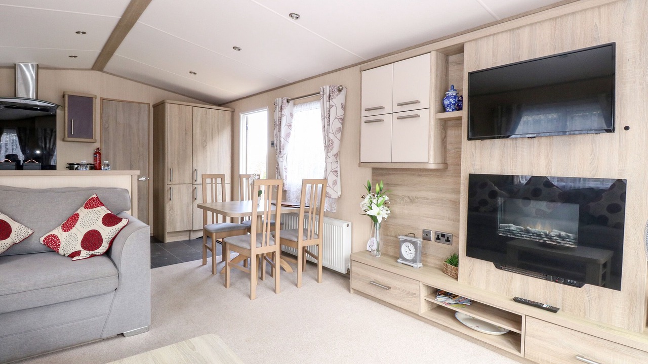 Photo of Others in Hopton