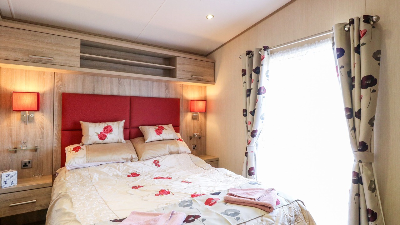 Photo of Others in Hopton