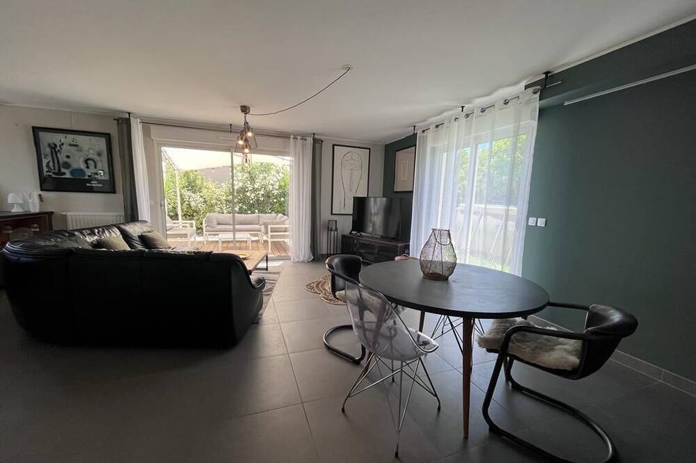 Photo of Livingroom in Saint-Clement-de-Riviere
