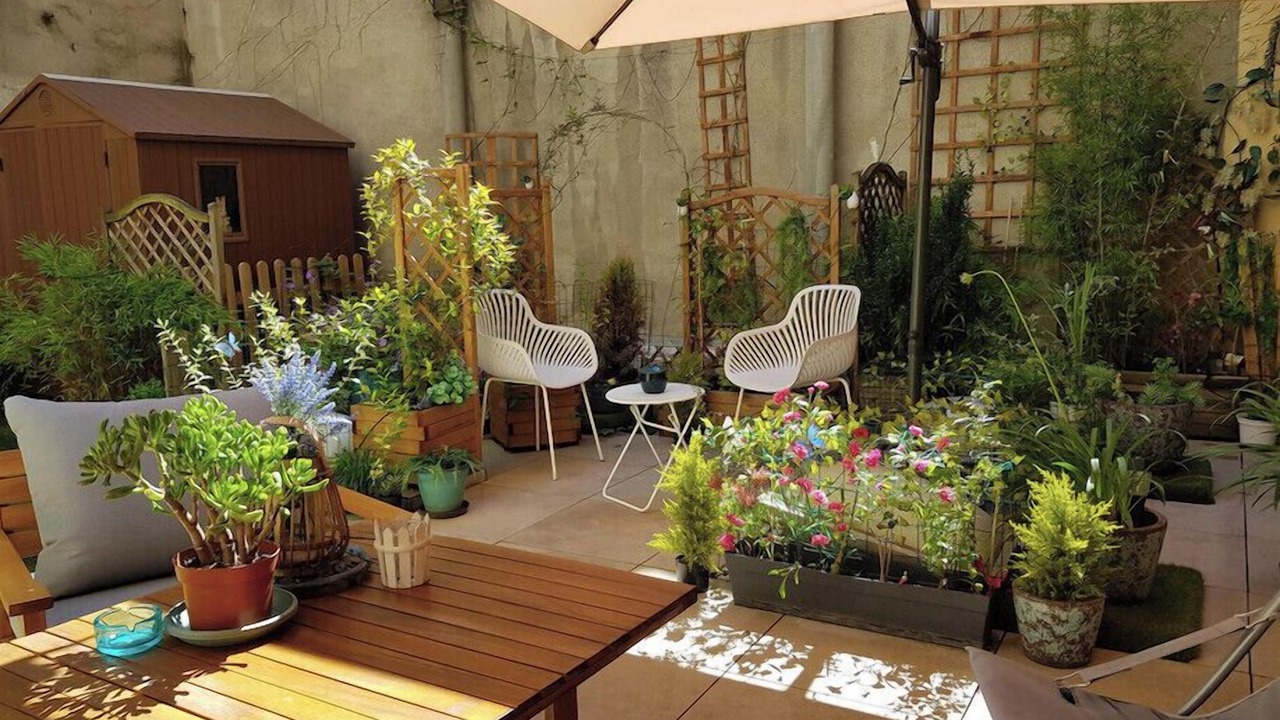 Photo of Outdoor in Carmes