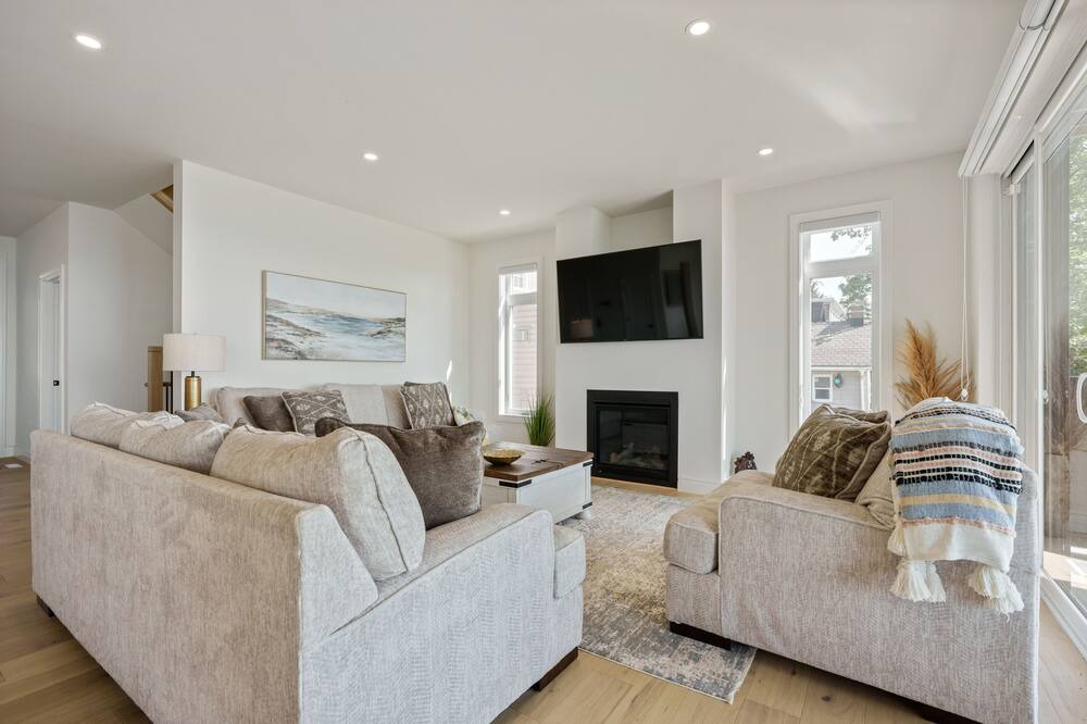 Photo of Livingroom in Port Rowan