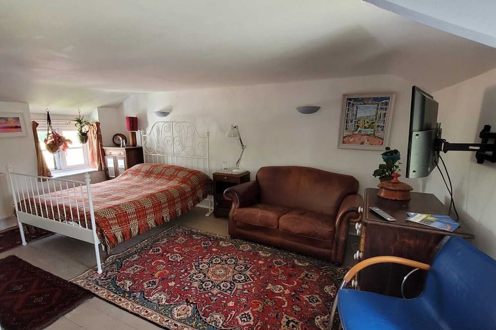 Photo of Bedroom in Llanvair Kilgeddin