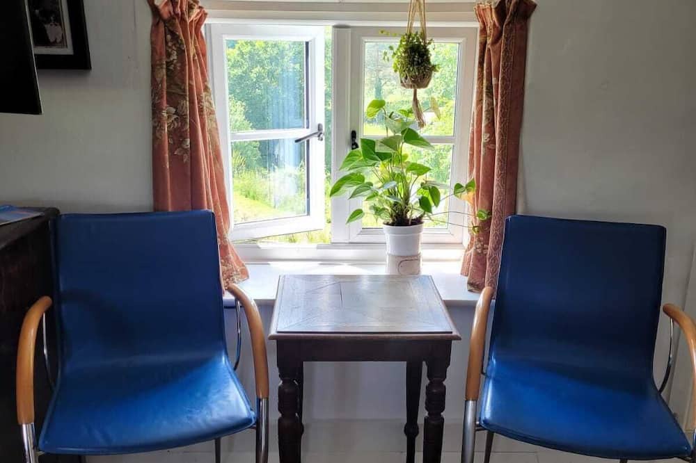 Photo of Outdoor in Llanvair Kilgeddin