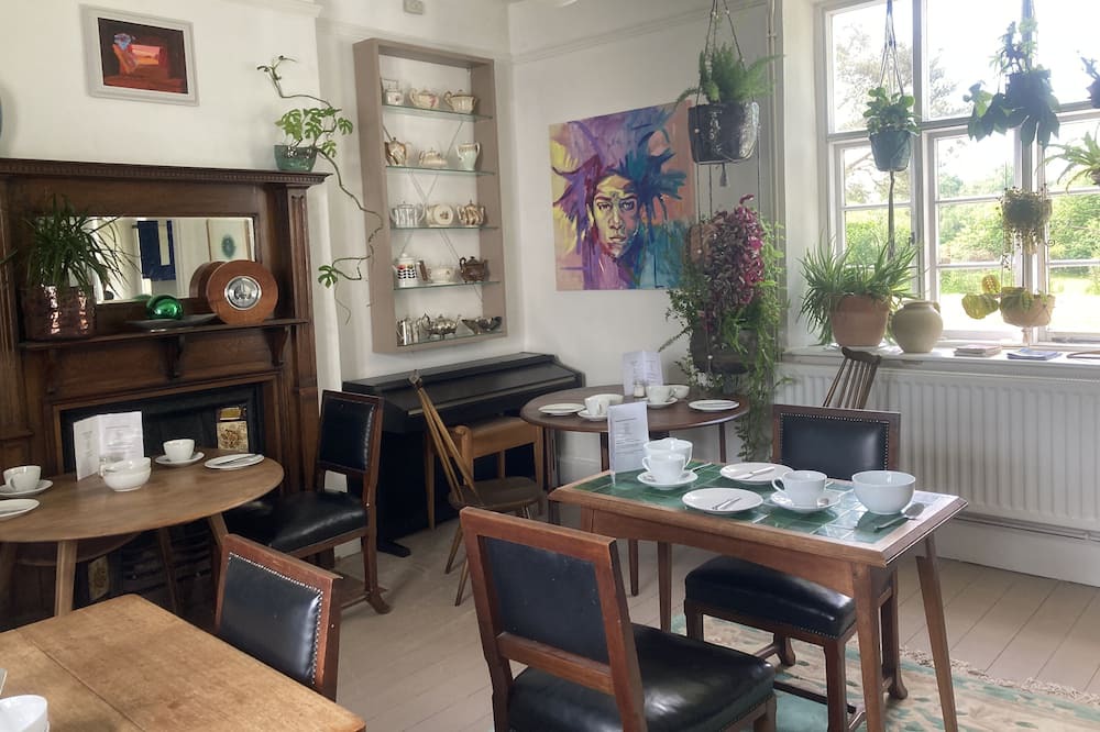 Photo of Others in Llanvair Kilgeddin