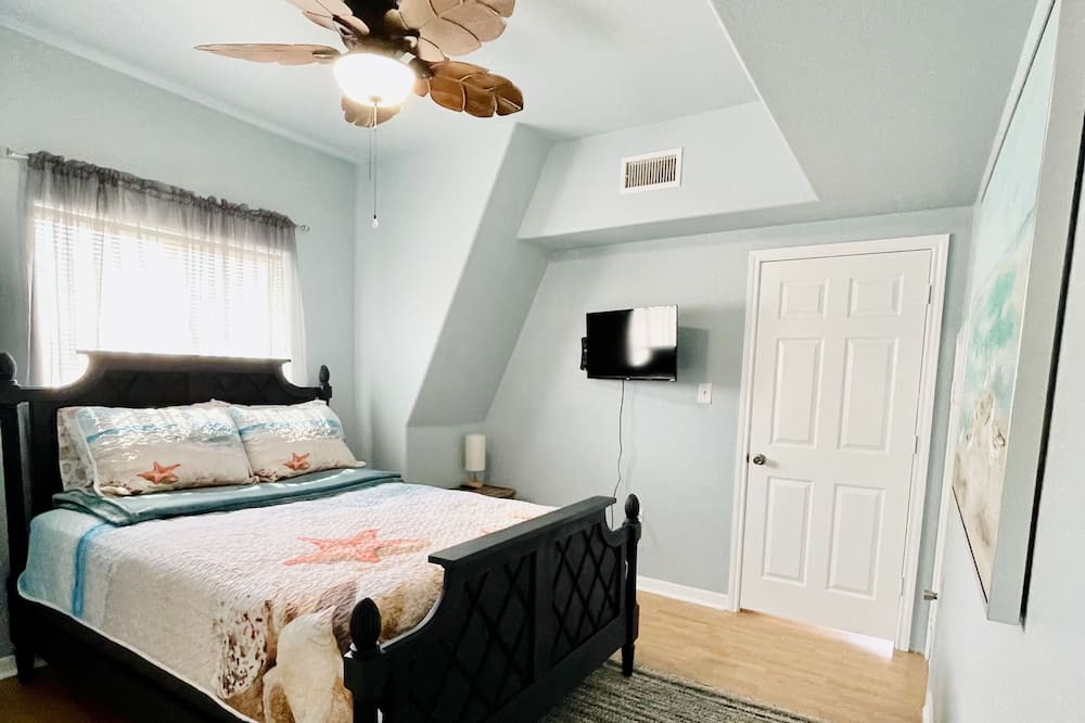 Photo of Bedroom in Rockport
