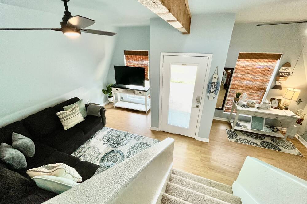 Photo of Livingroom in Rockport