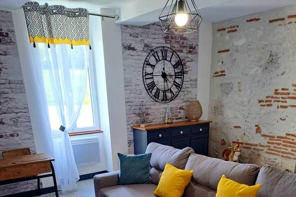 Photo of Livingroom in Saint-Pierre-de-Clairac